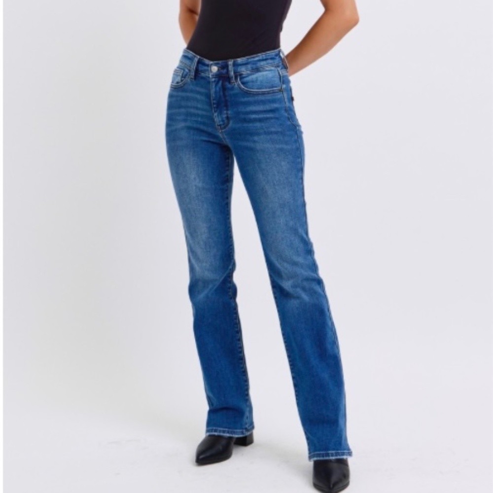 Judy Blue Mid Rise Thermal Bootcut Jeans